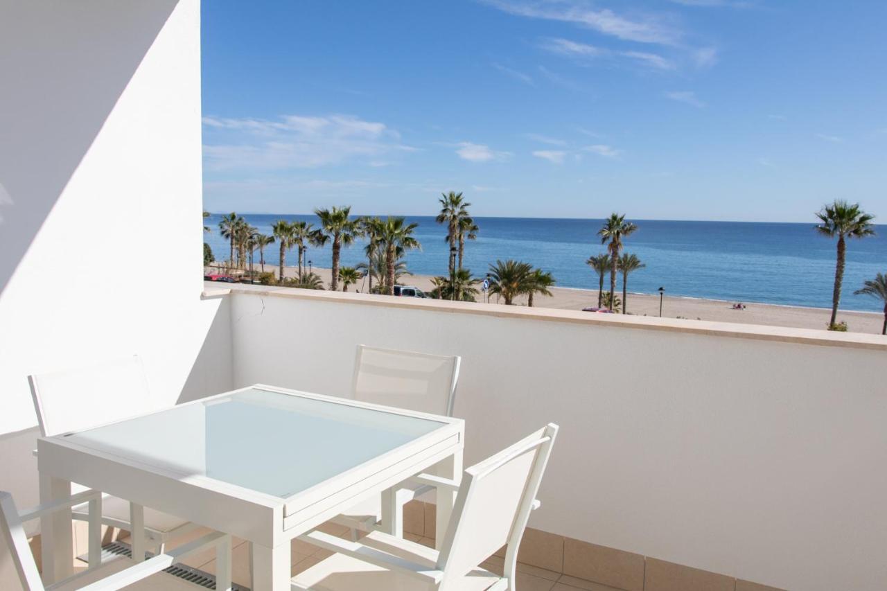Precioso Apartamento Frente A La Playa Con Piscina Mojácar Esterno foto
